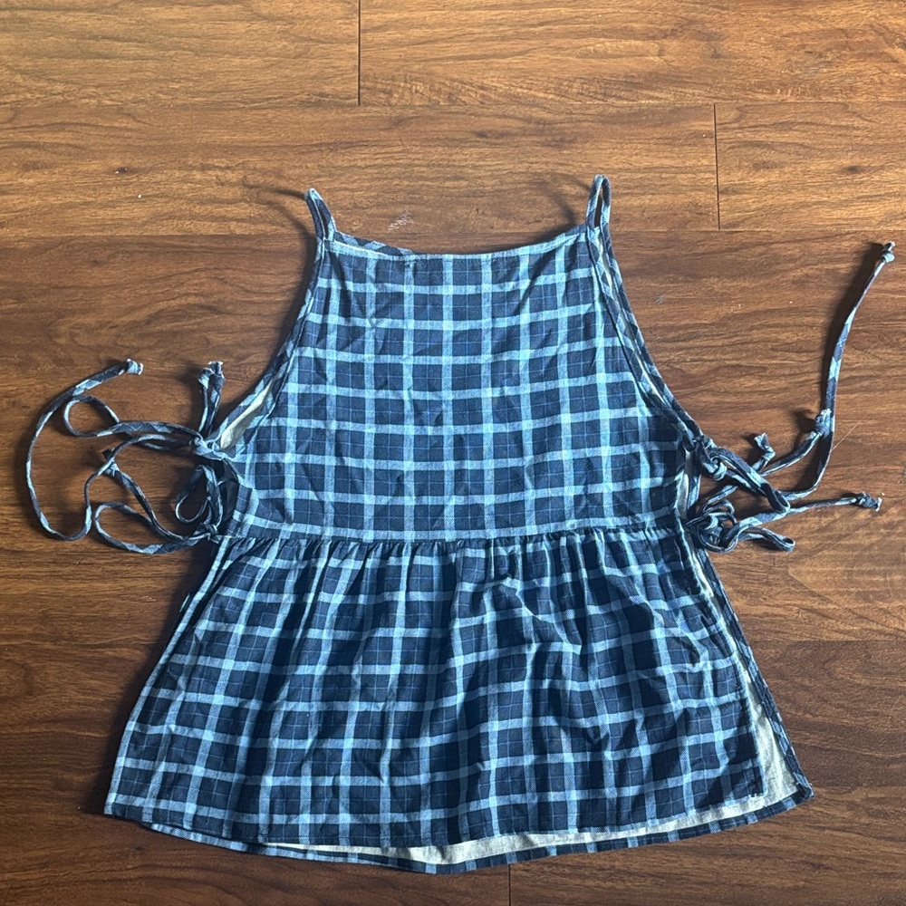 Plaid Sleeveless Women's Top